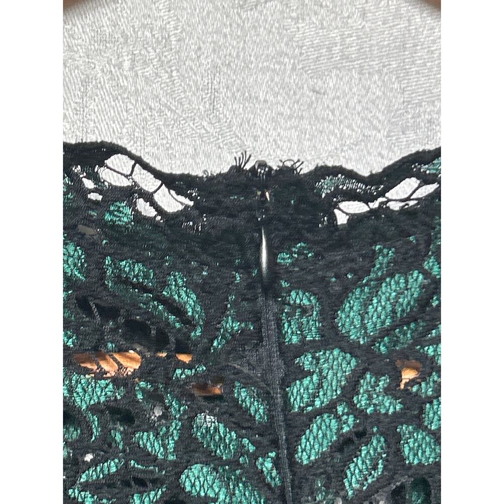 Joe Browns Shift Dress US 20 Black Green Lace Short Sleeve Knee Length Lined - Picture 8 of 11